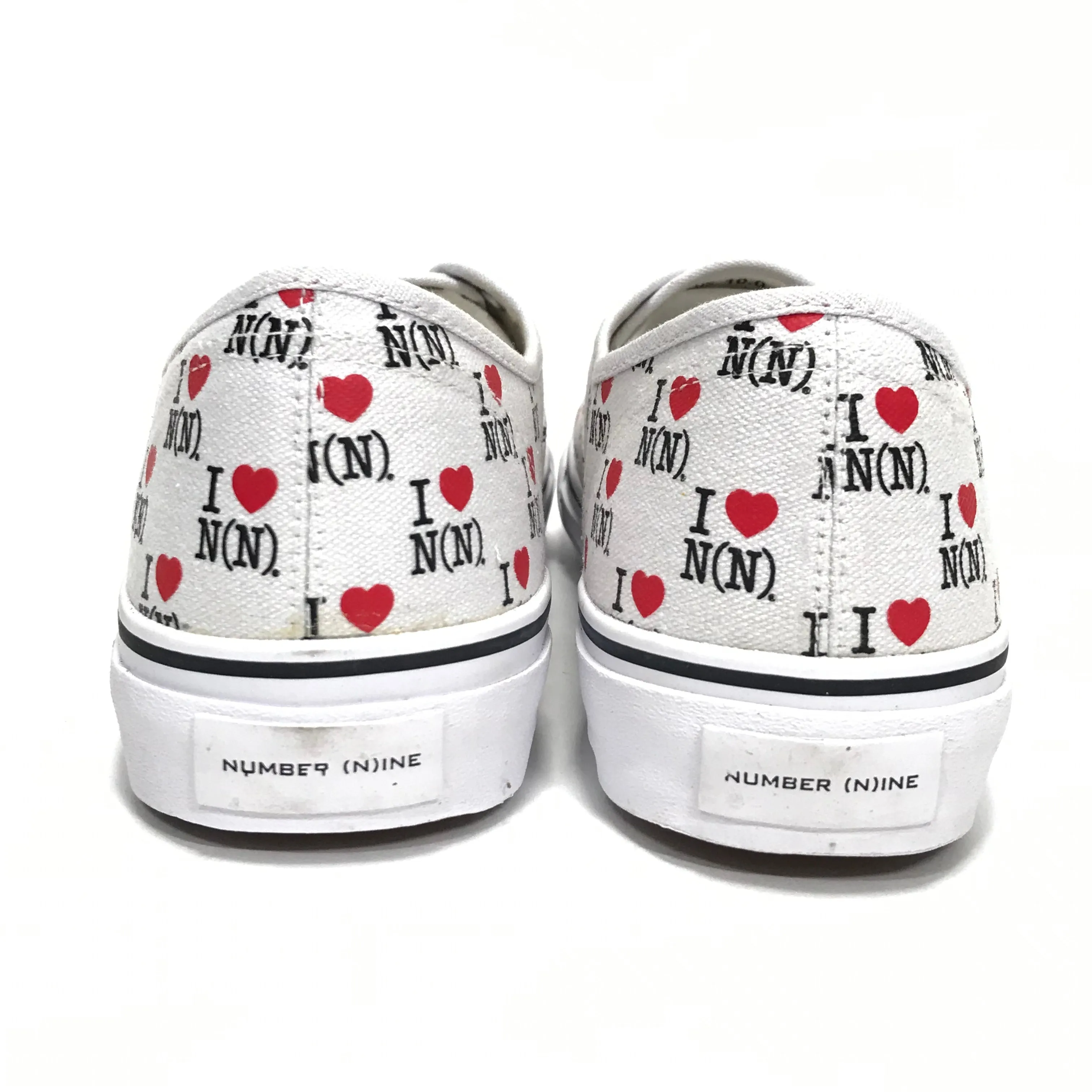 [10] DS! Number Nine I Love N(N) Canvas Sneaker White