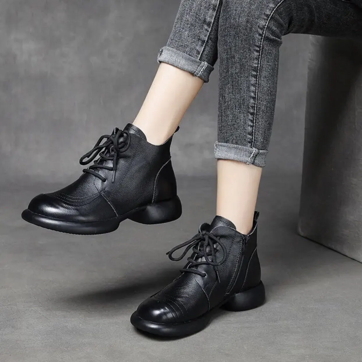 Autumn Leather Short Boots Thick Heel Non-slip Versatile Women's Shoes