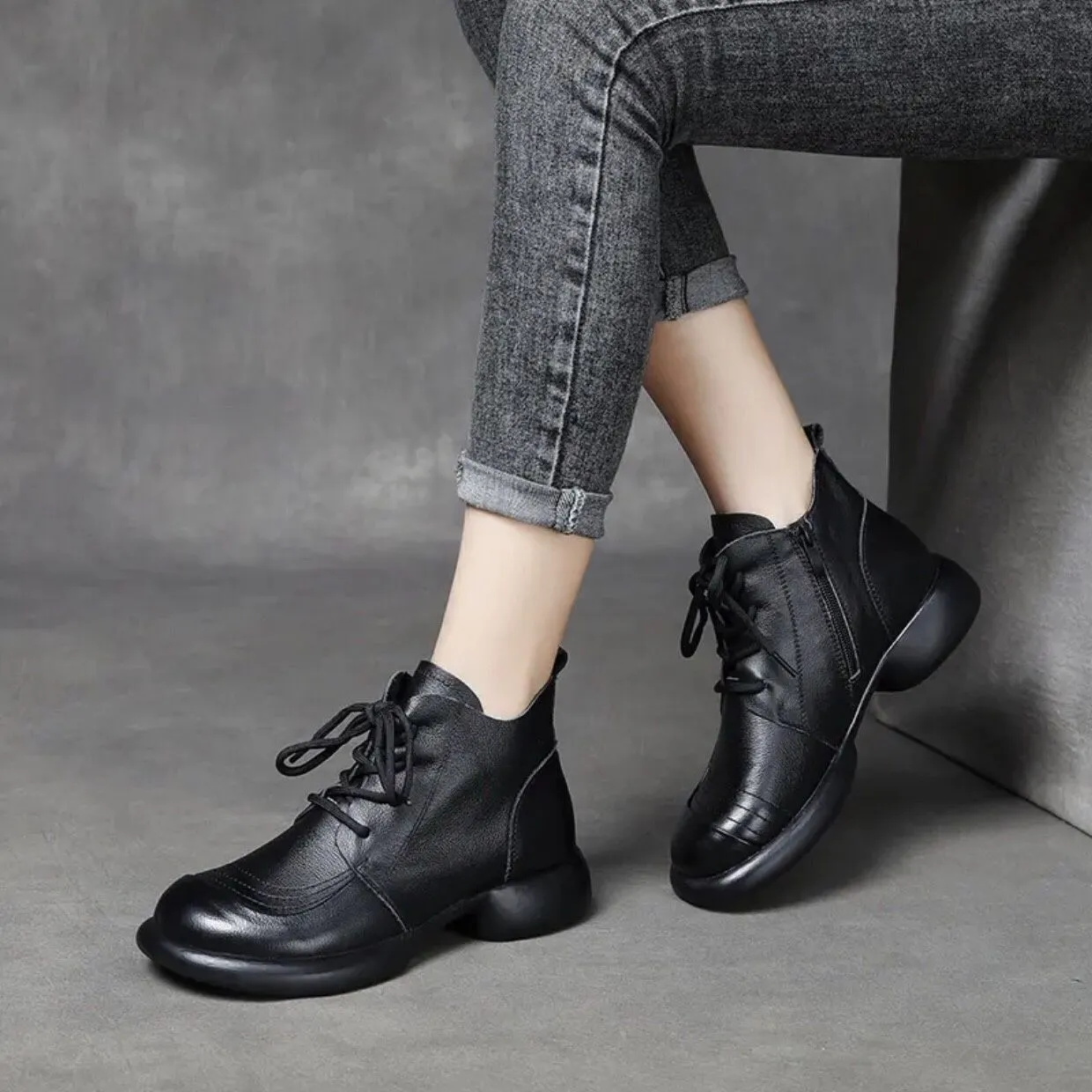 Autumn Leather Short Boots Thick Heel Non-slip Versatile Women's Shoes