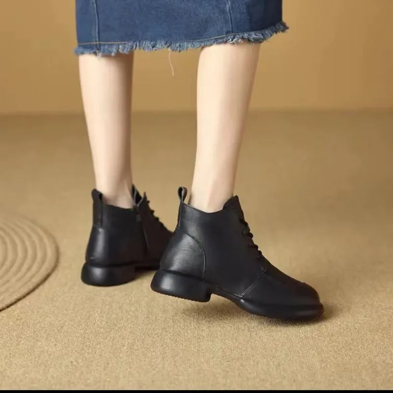 Autumn Leather Short Boots Thick Heel Non-slip Versatile Women's Shoes