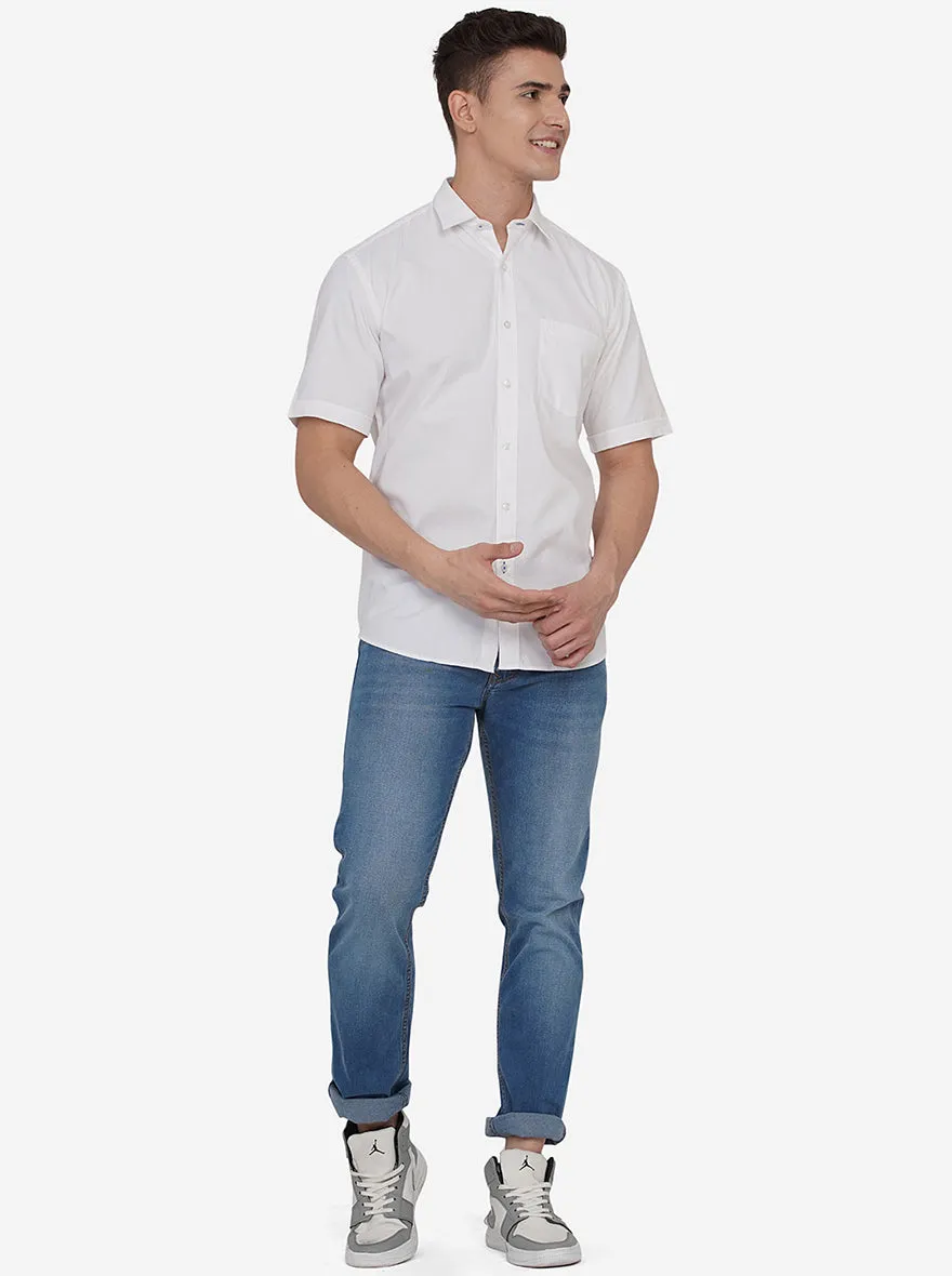 Bright White Solid Slim Fit Casual Shirt | JadeBlue