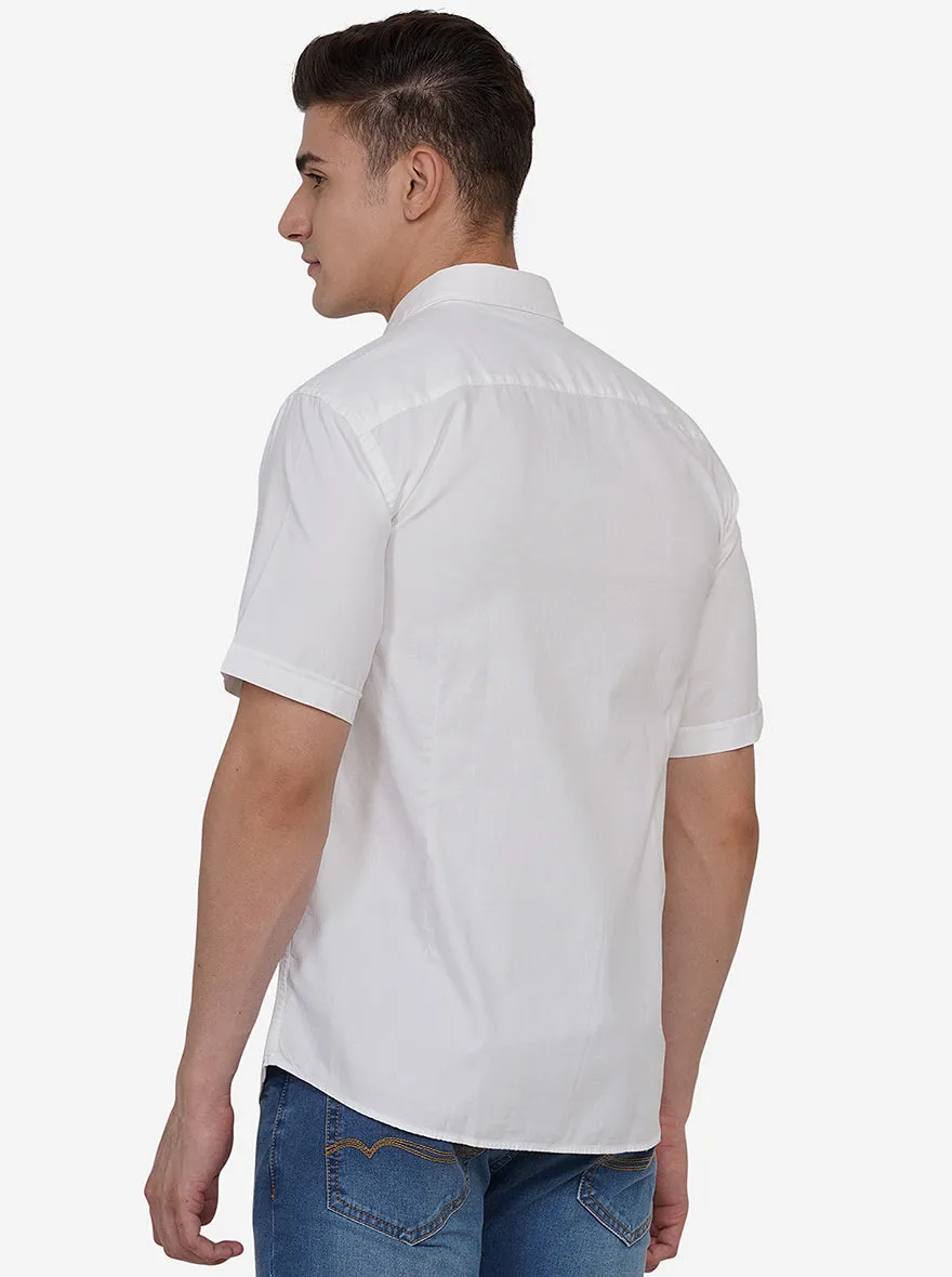 Bright White Solid Slim Fit Casual Shirt | JadeBlue