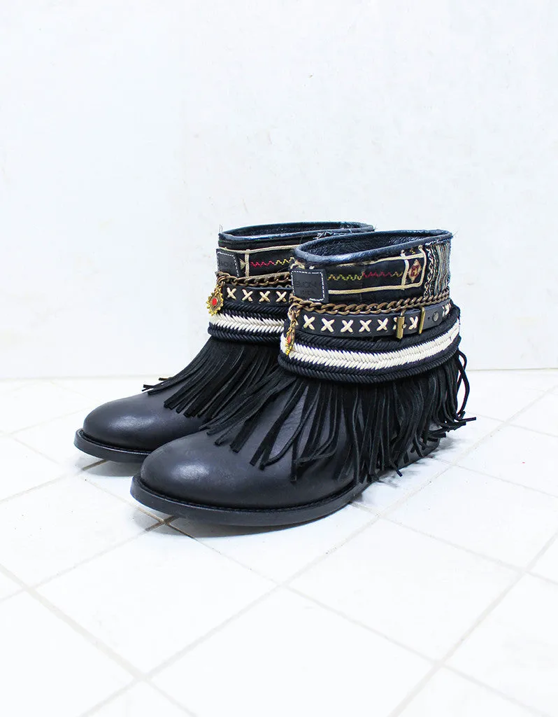 Custom Made Boho Boots in Black | SIZE 40