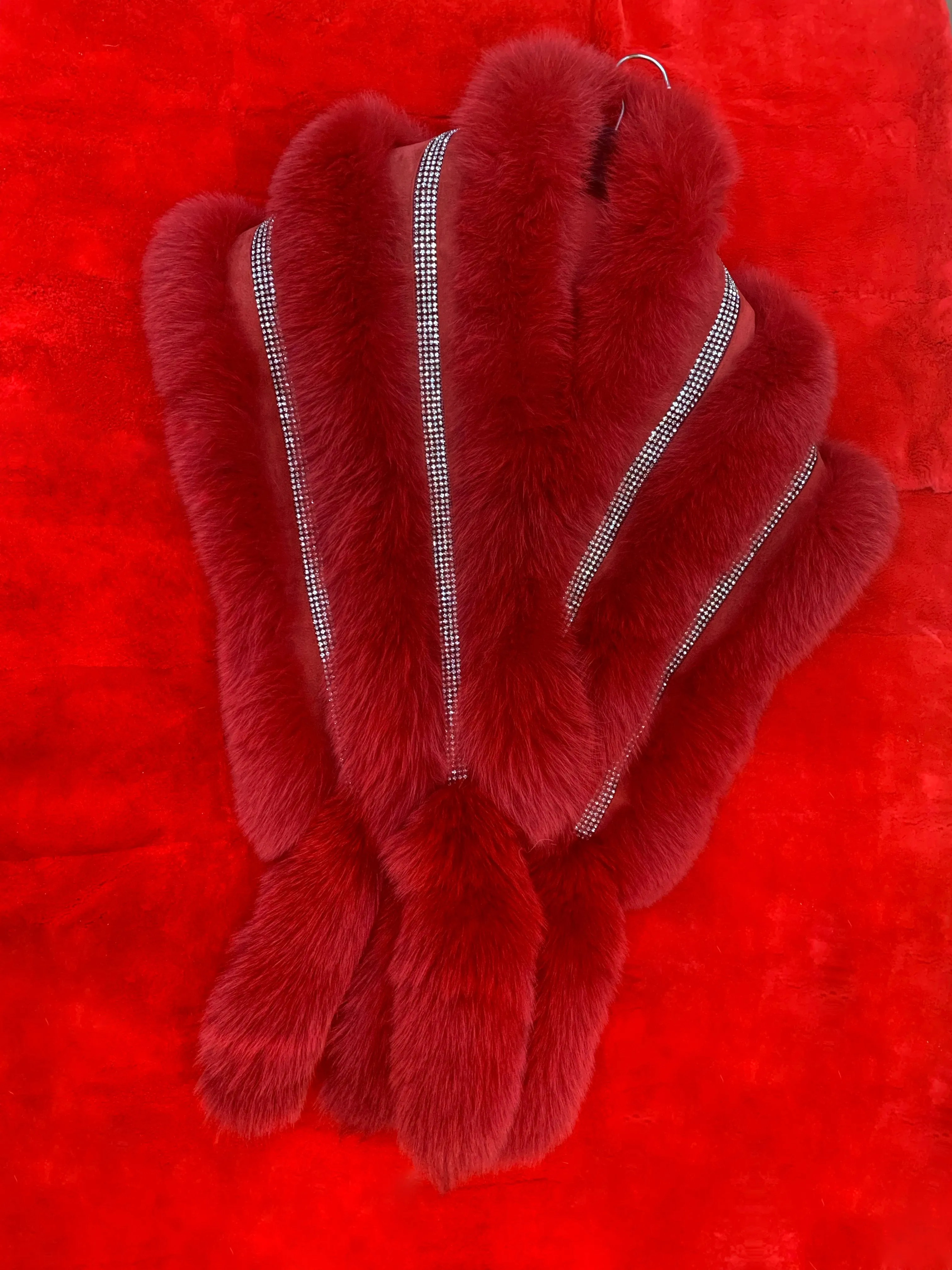 Fallon Aurielle Fox Fur Rhinestone Boa (Hot Pink)