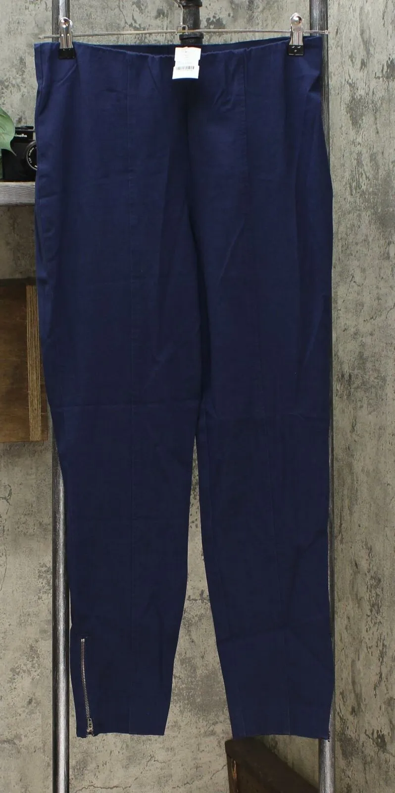 MOTTO Women's Timeless Twill Ankle Pants with Zipper Accents