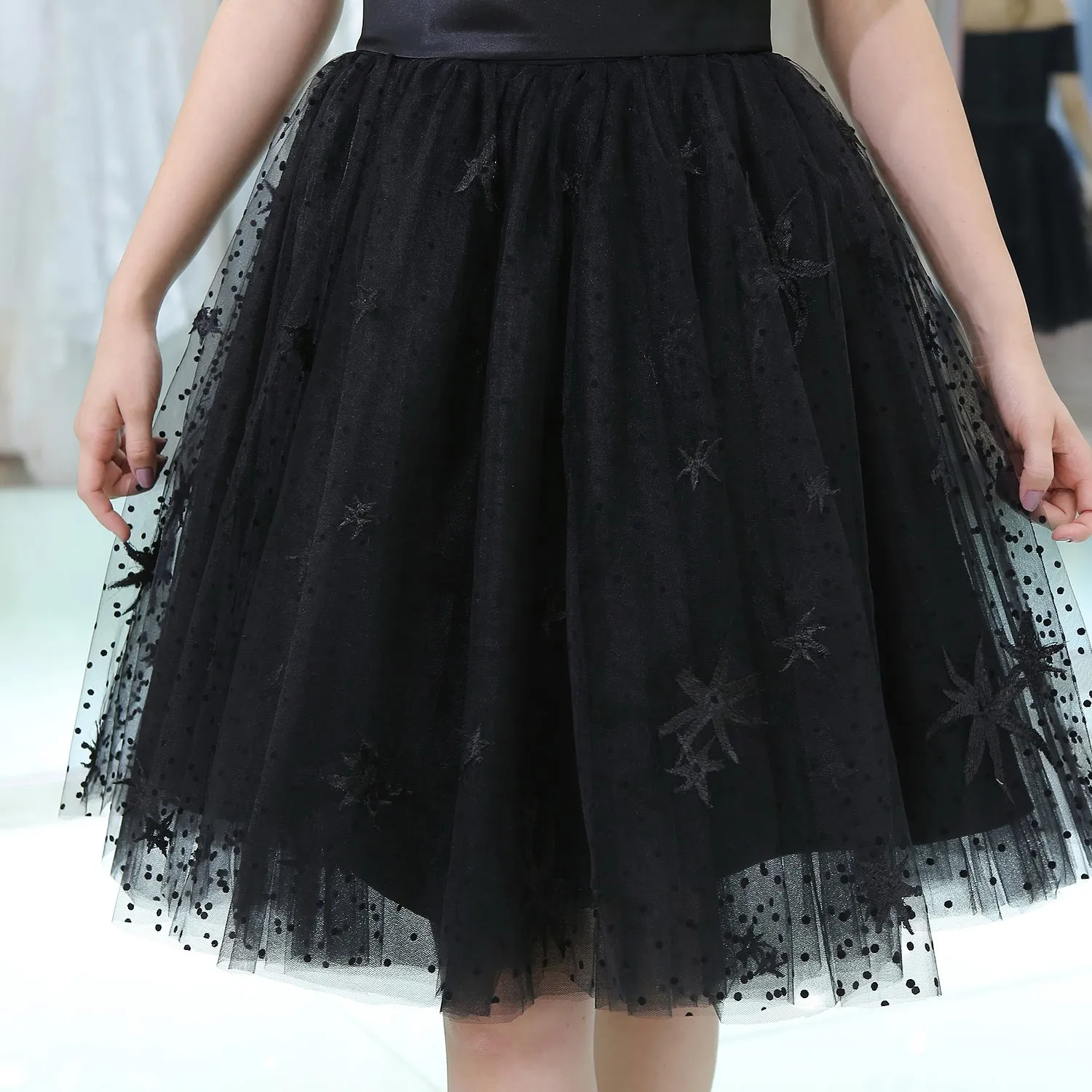 Off-shoulder Short Sleeves Black Tulle Appliques Homecoming Dresses, HD0502