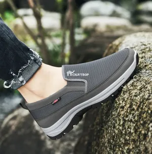 Retro-Chic auf Rädern: 'ClassicDrive' Stilvolle und Bequeme Loafers