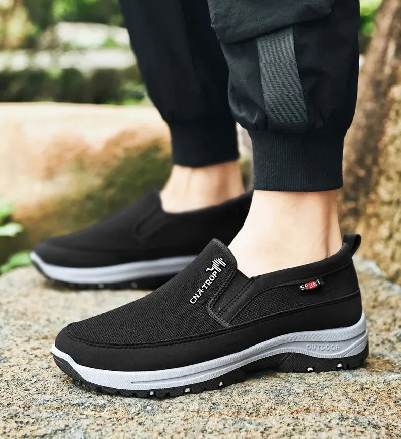 Retro-Chic auf Rädern: 'ClassicDrive' Stilvolle und Bequeme Loafers