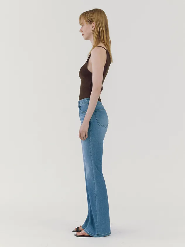 Standard Boots Cut Denim - Light Blue