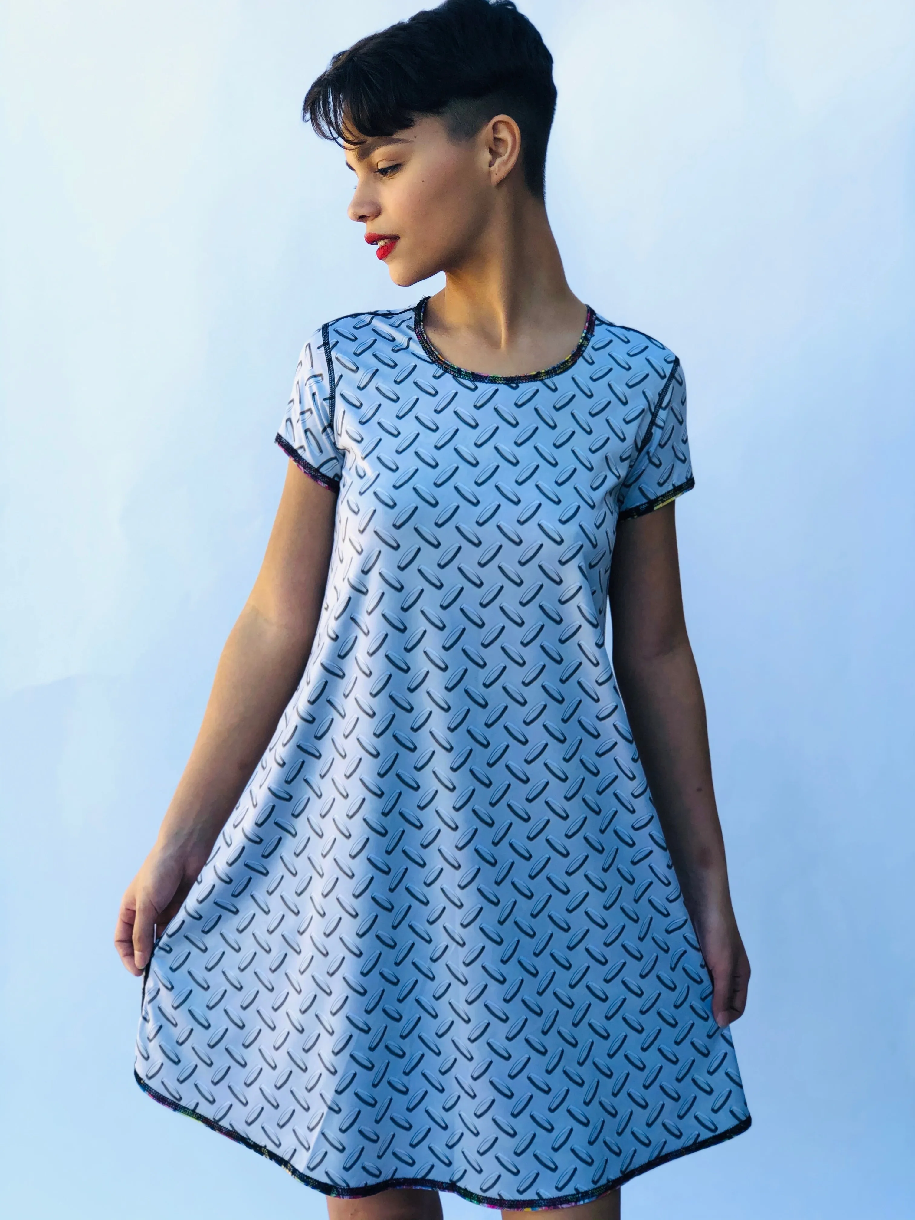 SWING DRESS GRAFFITI/BUNS OF STEEL