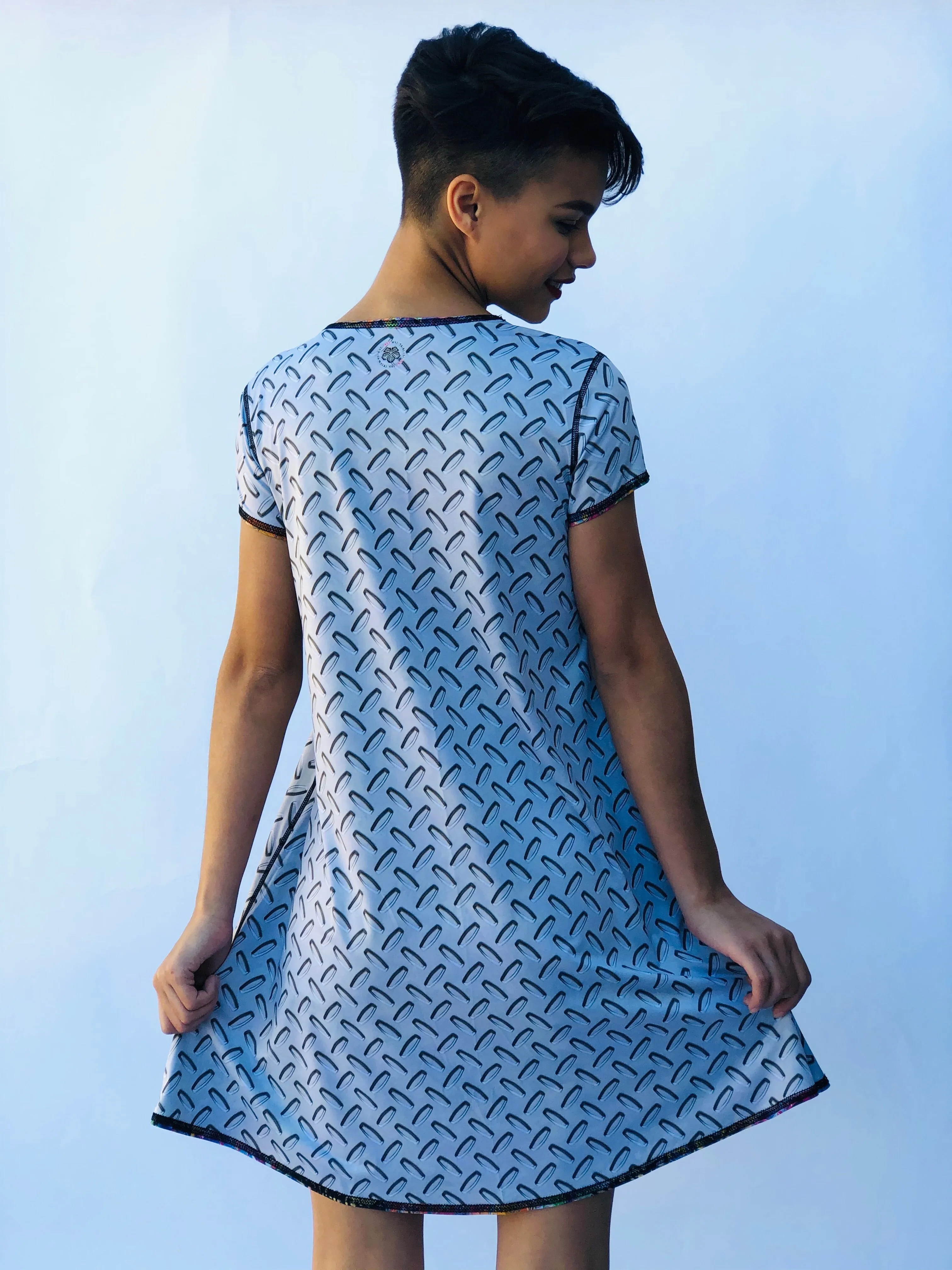 SWING DRESS GRAFFITI/BUNS OF STEEL