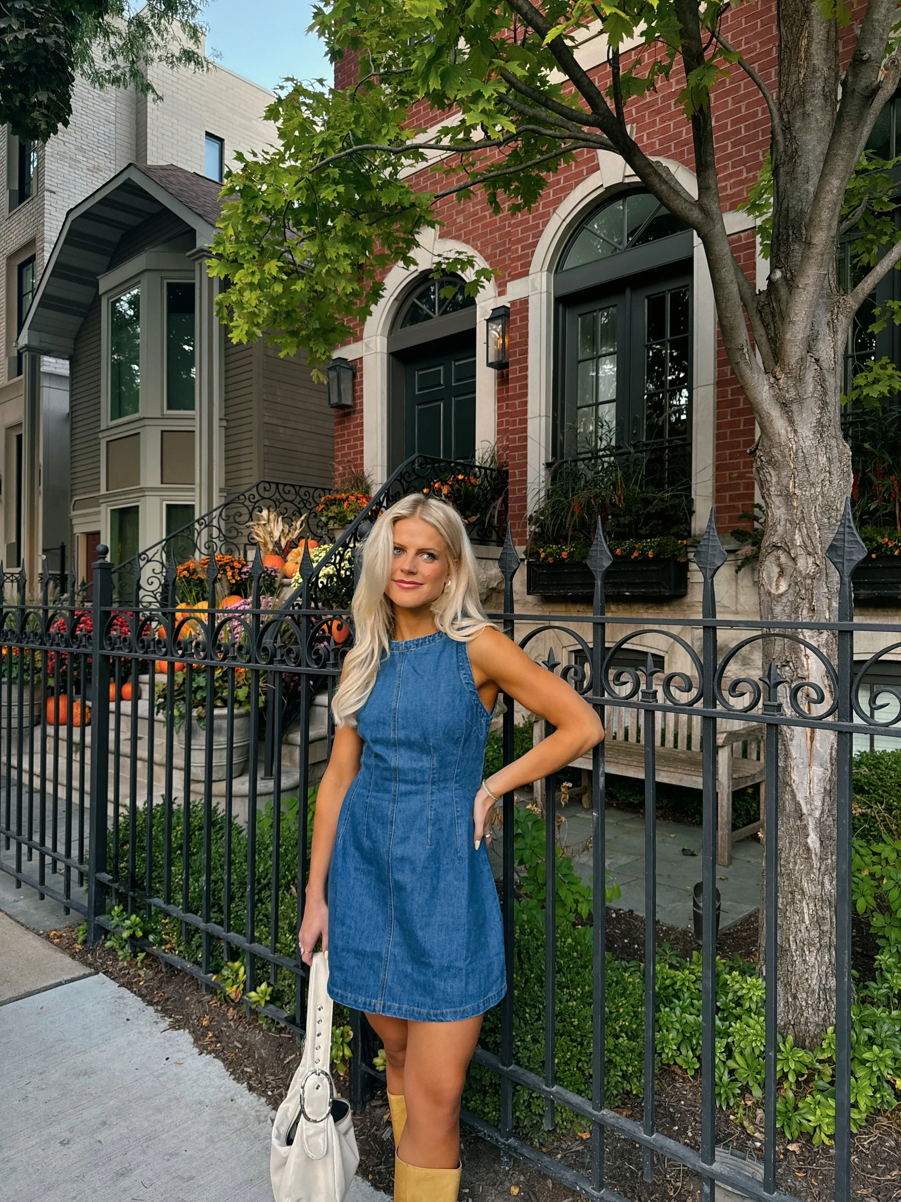 The Pippa Dress// Medium Wash