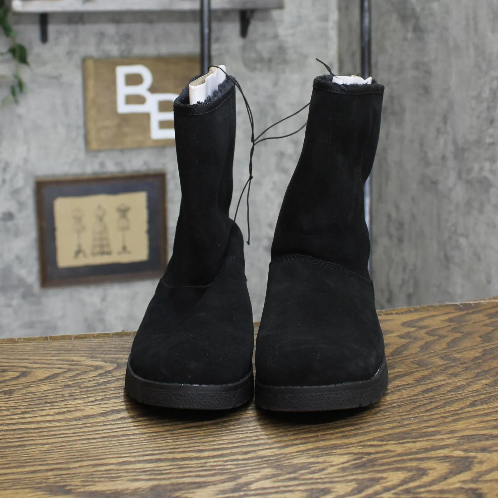 Universal Thread Women's Soph Shearling Style Boots 88375490 Black 7M