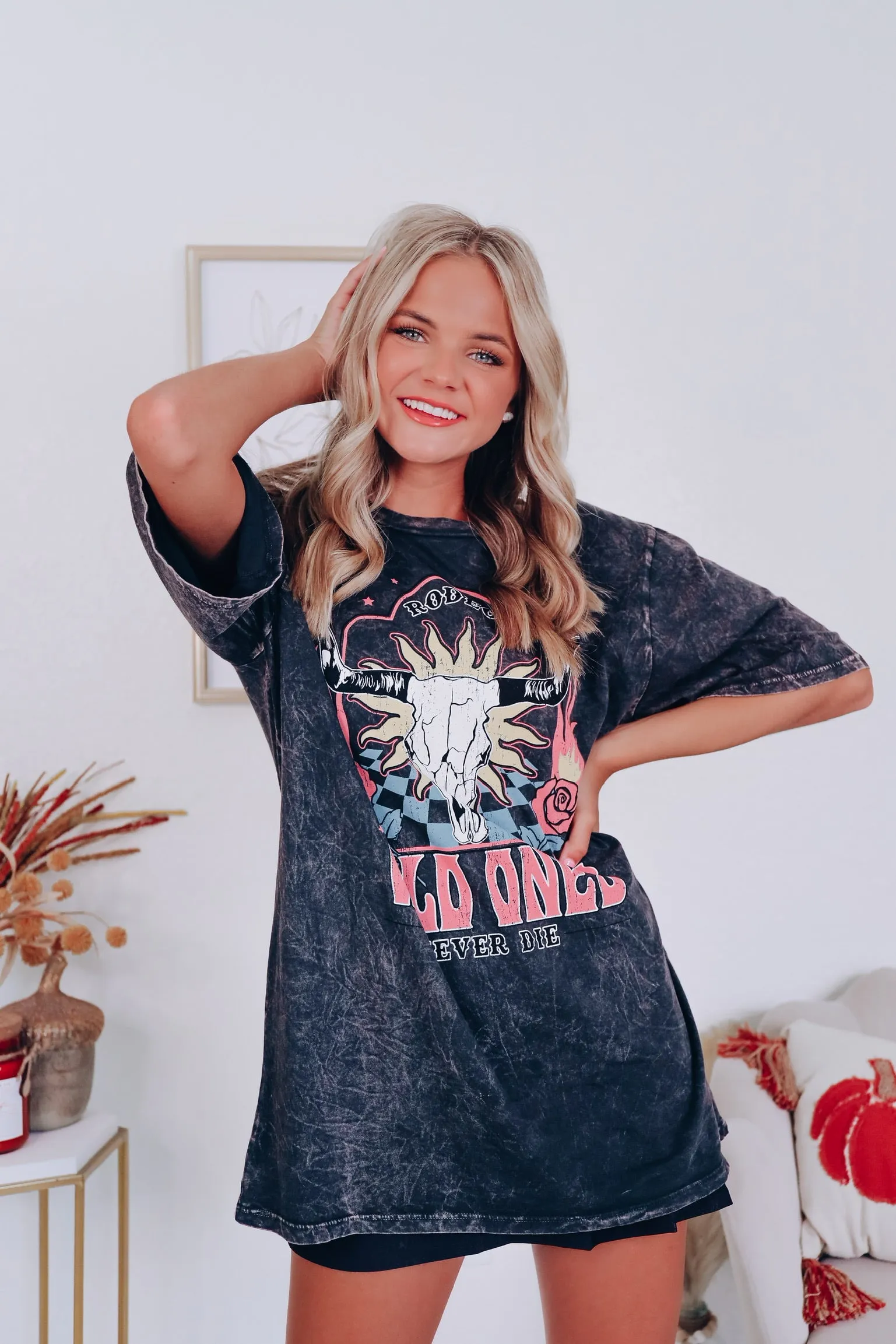 Wild Ones Never Die Graphic Tee - Black