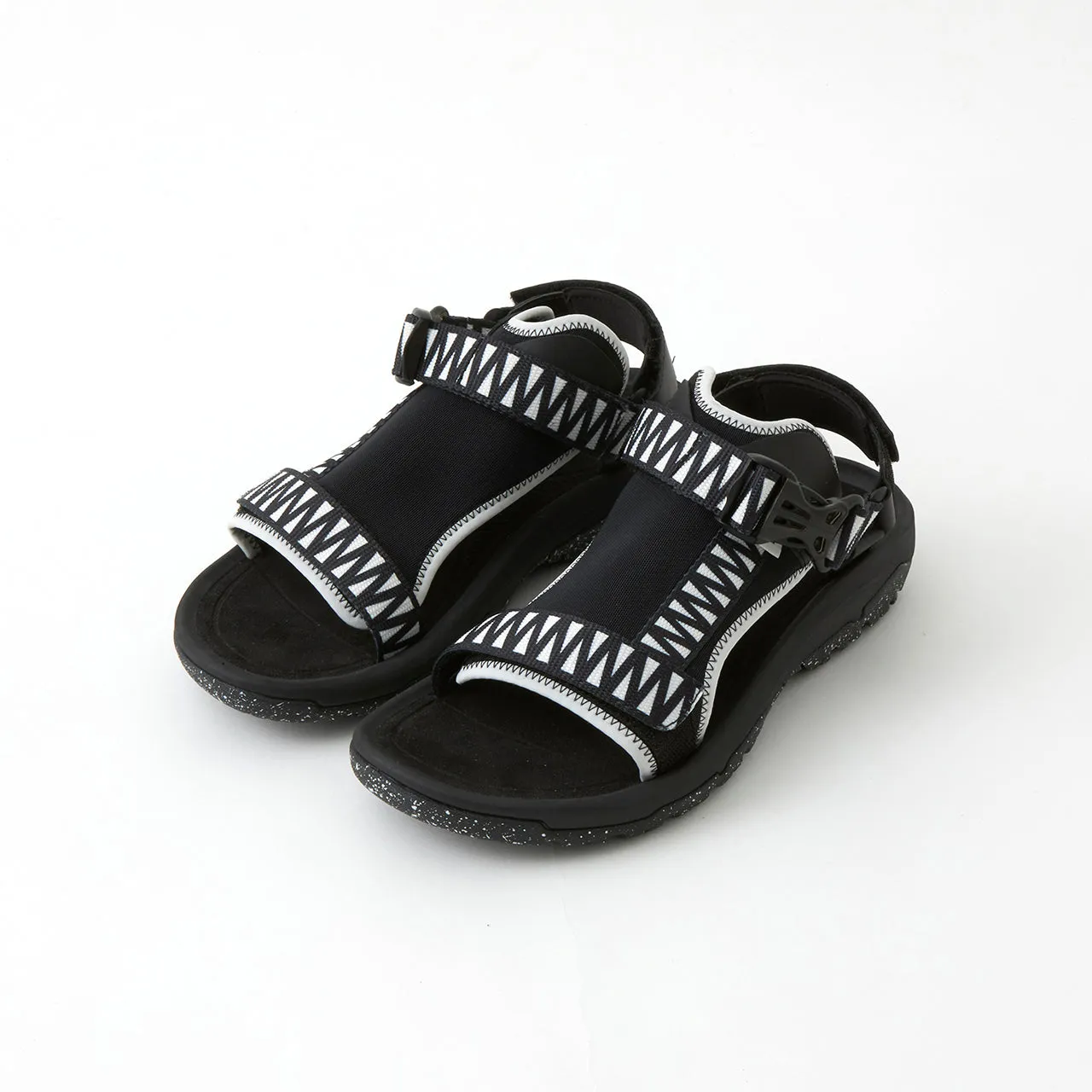 WM x TEVA M HURRICANE VOLT